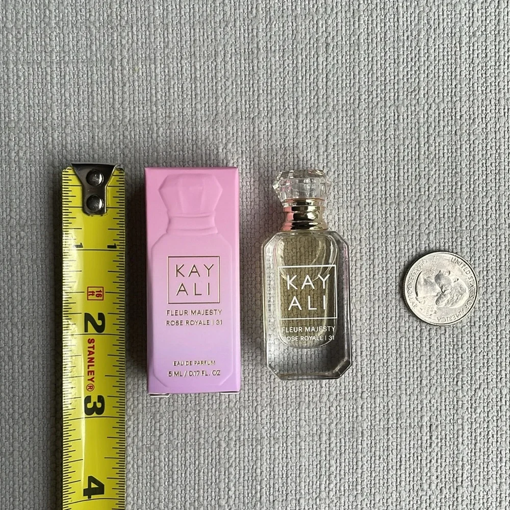 Kayali Fleur Majesty rose royale 31 miniature dabber - Picture 2 of 10